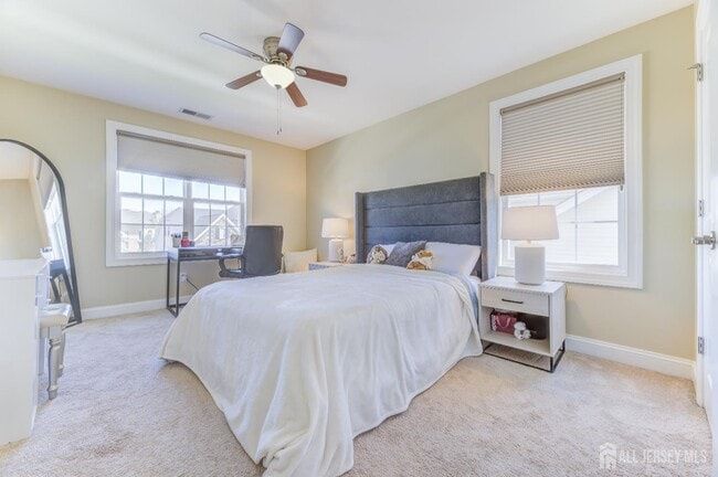 Building Photo - 6 Michelangelo Dr