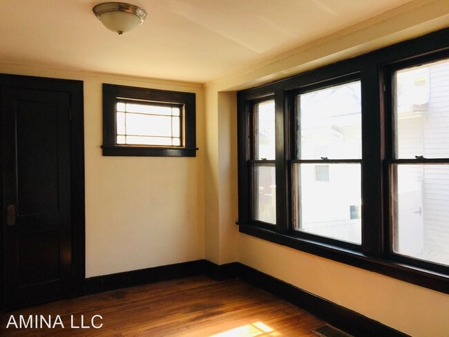 Building Photo - 3 br, 1.5 bath House - 473 Electric Ave