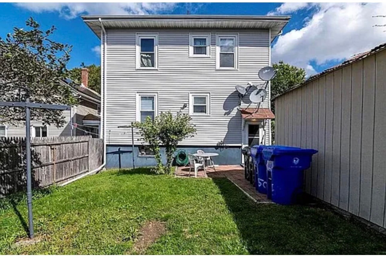 Building Photo - 50 Dunnell Ave