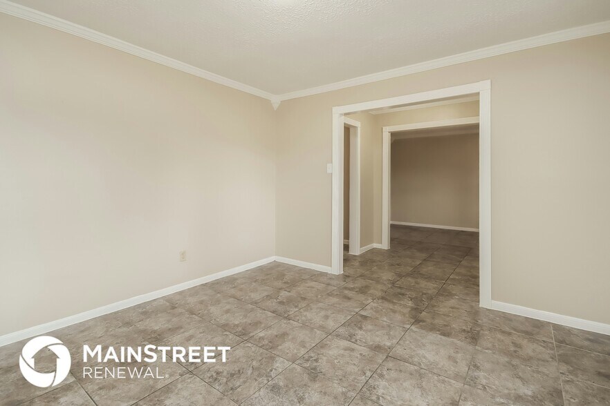 Building Photo - 9046 Smokehollow Dr