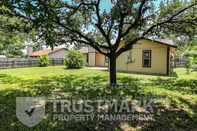 Building Photo - 1230 Preswick Cir
