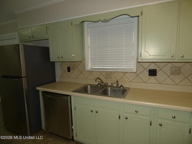 Building Photo - 238 Westview Cir