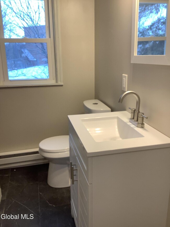 Building Photo - 535 Congress St