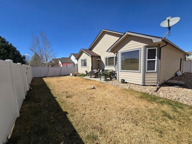 Building Photo - Spacious 5B/3B with Finished Basement Now Available!