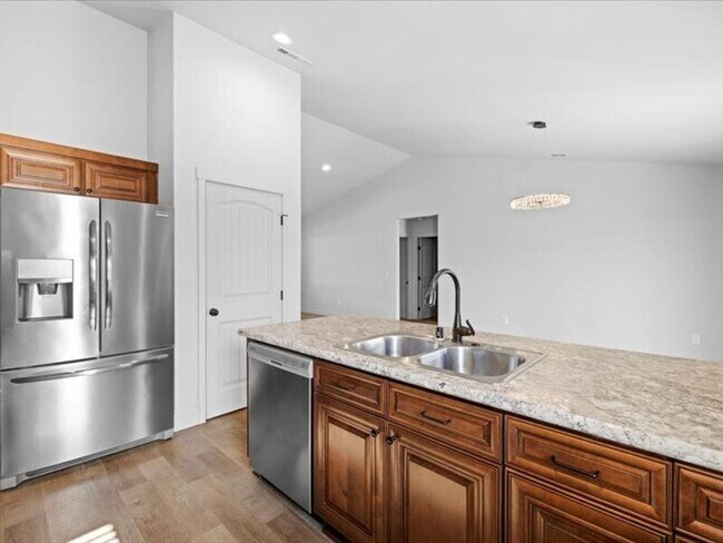 Building Photo - 4313 Vermilion Ln