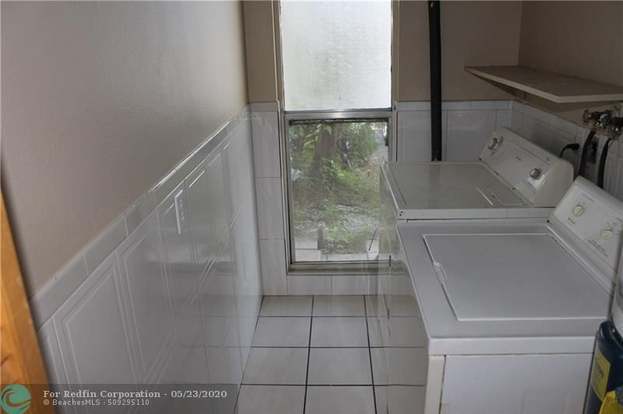 Building Photo - 316 Sunshine Dr