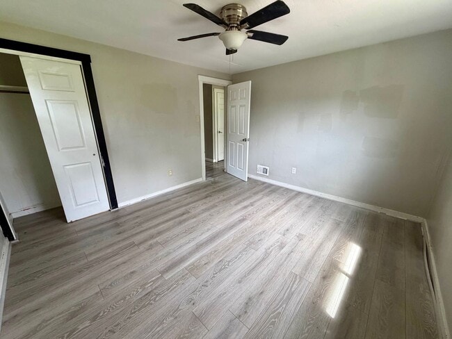 Building Photo - Comfortable 3-Bedroom Ranch with Yard, Garage & Bonus Basement Space