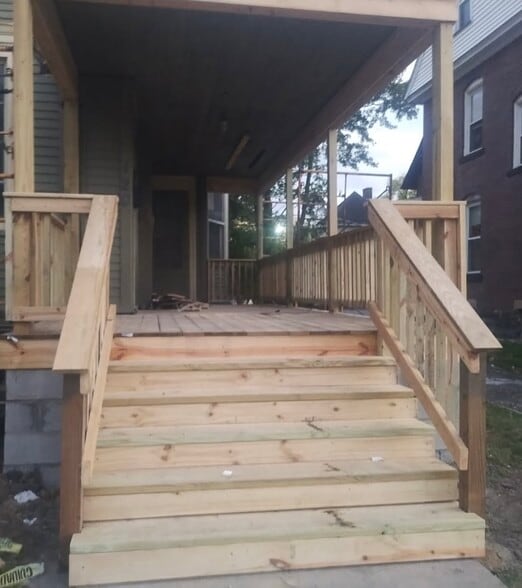 Building Photo - 120 E Wallace Ave