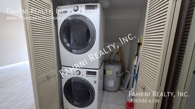 Building Photo - 91-1161 Keoneula Blvd-#Q2