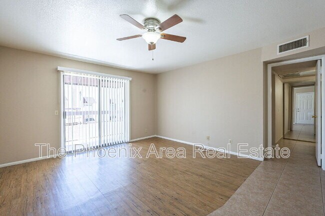 Building Photo - 16657 E Gunsight Dr