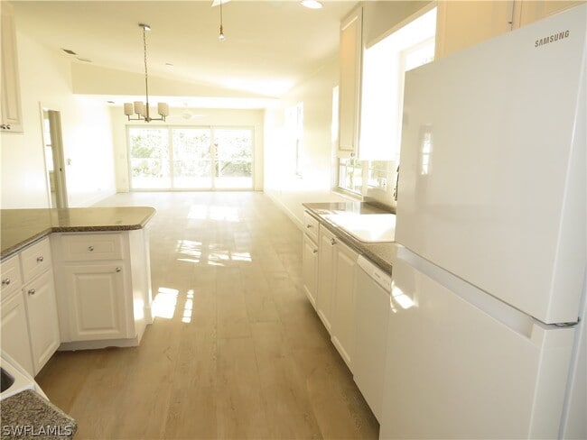 Building Photo - 3387 Cayman Ln