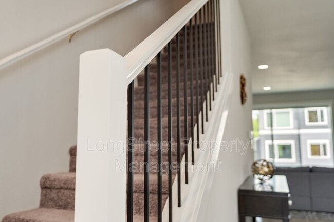 Building Photo - 17854 SW Rudolph Ln