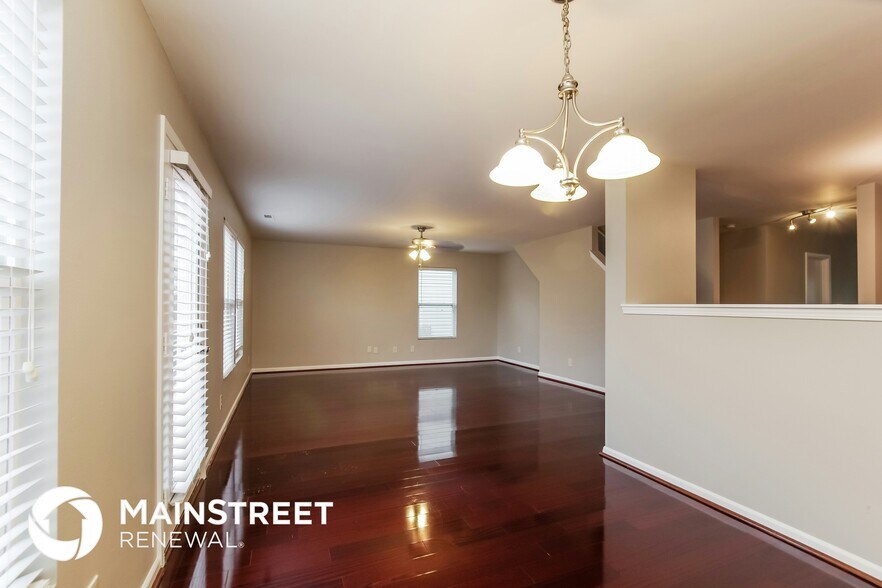 Building Photo - 6208 Salamander Run Ln