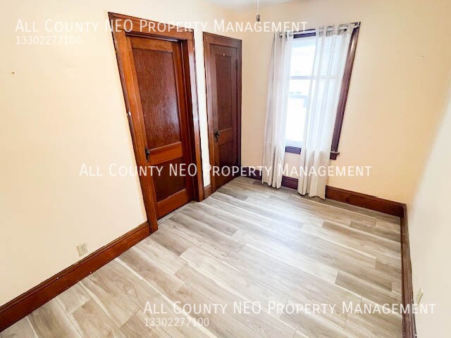 Building Photo - 4928 E 84th St