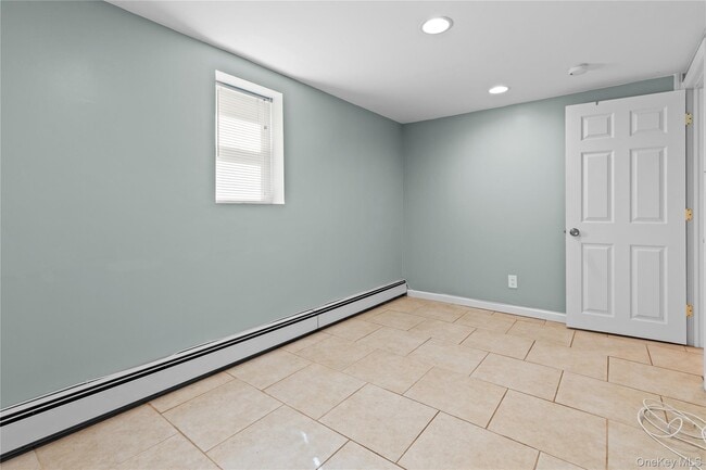 Building Photo - 26 Indiana Ave