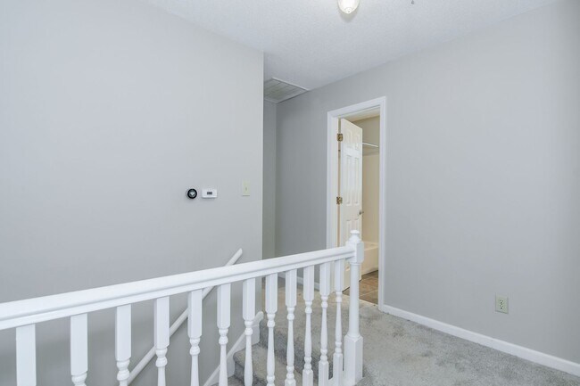 Building Photo - 321 Timberidge Dr