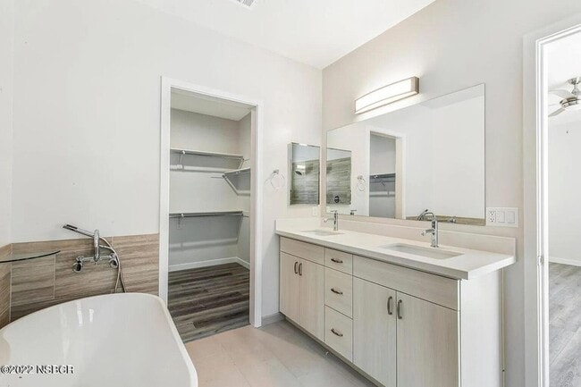 Building Photo - 50 Old Mission Dr