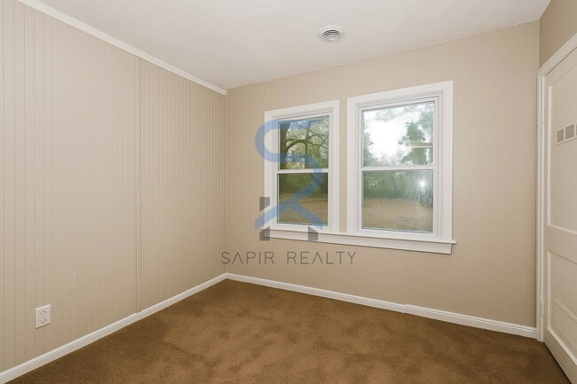 Building Photo - Move in before January 31st and get $100 OFF your rent for the first 3 months — PLUS a $250 Amazo...