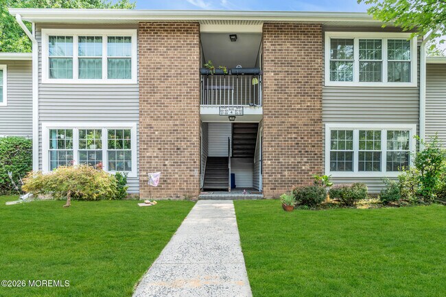 Building Photo - 101 Pennsylvania Way