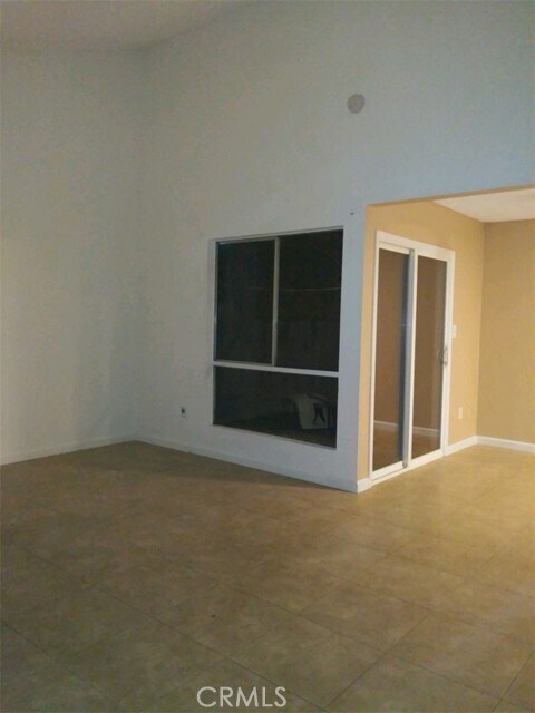 Building Photo - 2100 Pinon Springs Cir