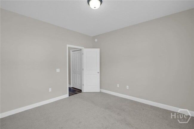 Building Photo - 1039 Meloney Dr