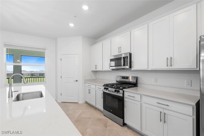 Building Photo - 15182 Bluffton Ln