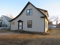 Building Photo - 144 Yellowstone Ave