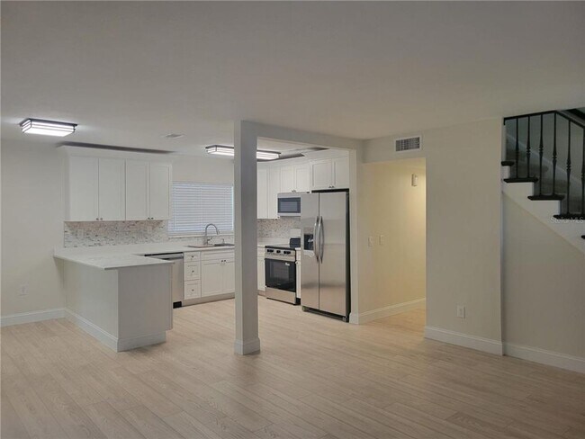 Building Photo - 6412 Wingfoot Cir
