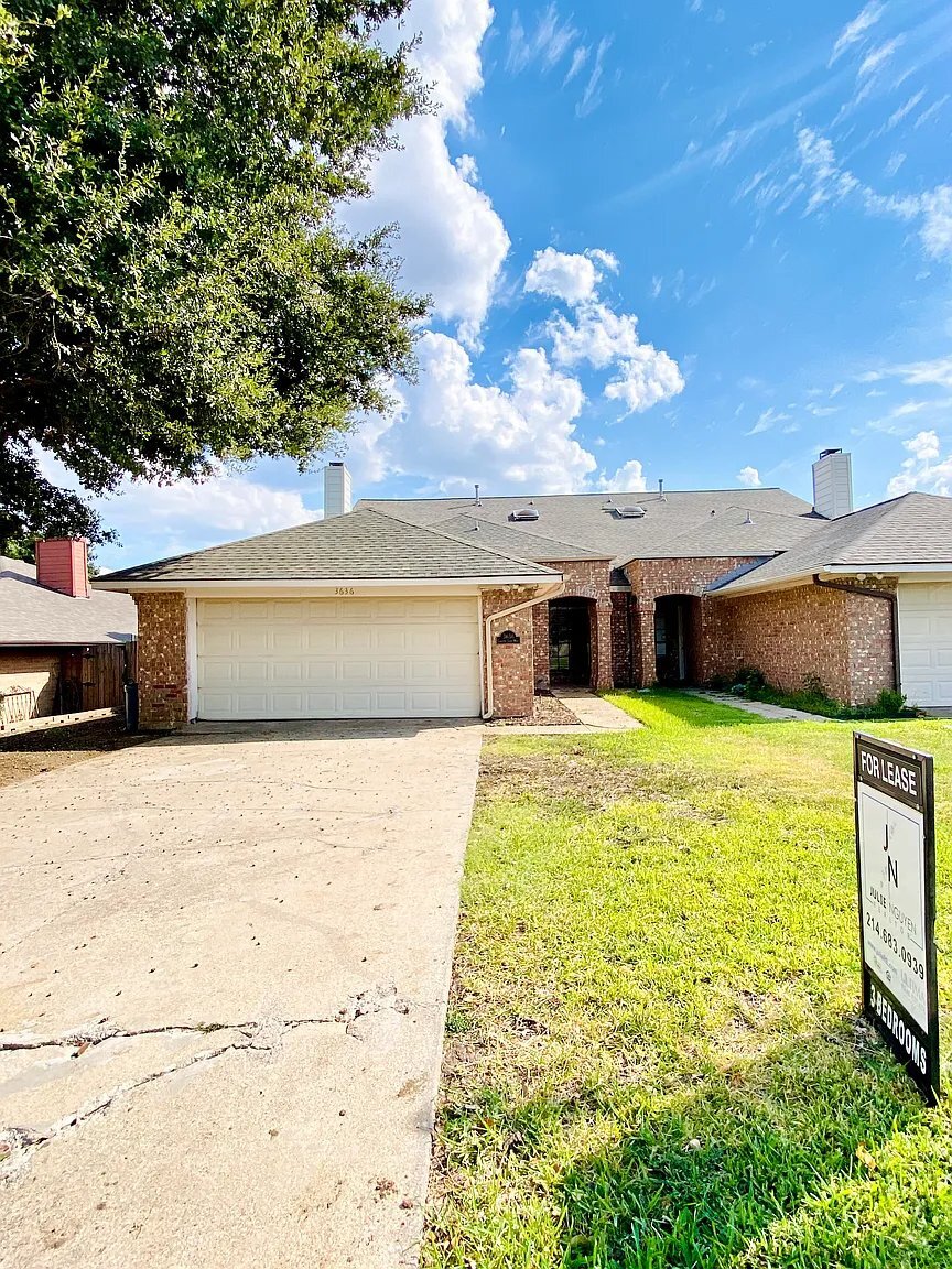 Building Photo - 3636 Country Club Dr W