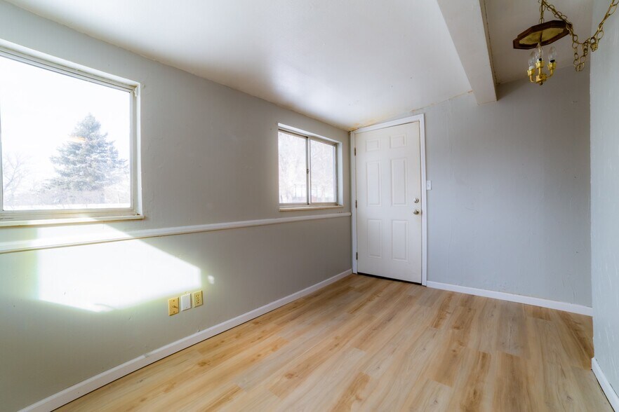 Building Photo - 3214 Teardrop Cir