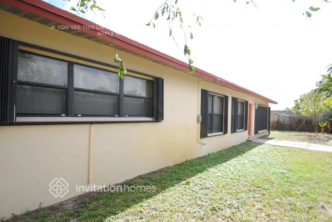 Building Photo - 3661 SW 3rd St