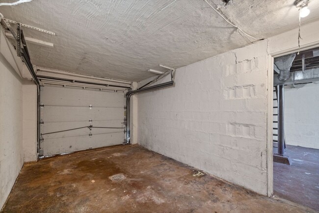 Building Photo - BRIDGETOWN - Charming 3 Bed 2 Bath w 1 Car...