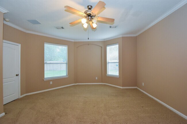Building Photo - 21223 Pennshore Ln