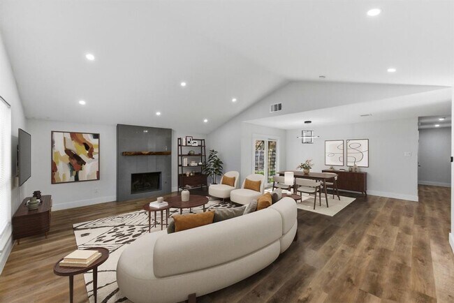 Building Photo - 3817 Leafield Dr