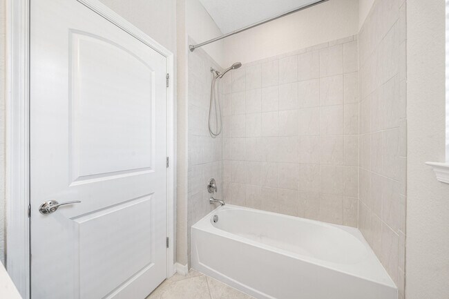 Building Photo - 8359 Hanoverian Dr