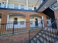 Building Photo - 103 Westover Ave