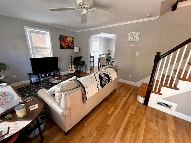 Building Photo - 31 York Ave