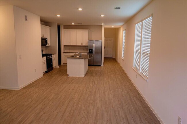 Building Photo - 14984 Rustic Moon Rd