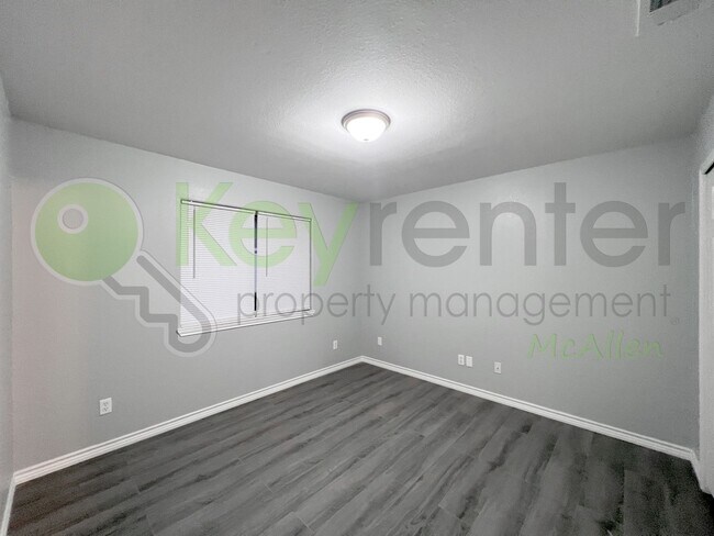 Building Photo - Gorgeous 4 bed/ 2 bath home in Sharyland Plantation (Mission, TX)