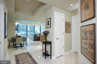 Building Photo - 1881 N Nash St