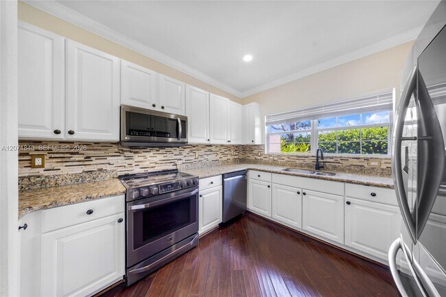 Building Photo - 4501 Windmill Palm Way