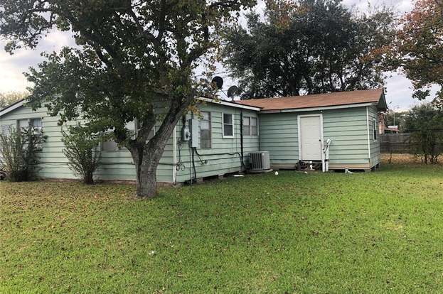 Building Photo - 502 W 8th St