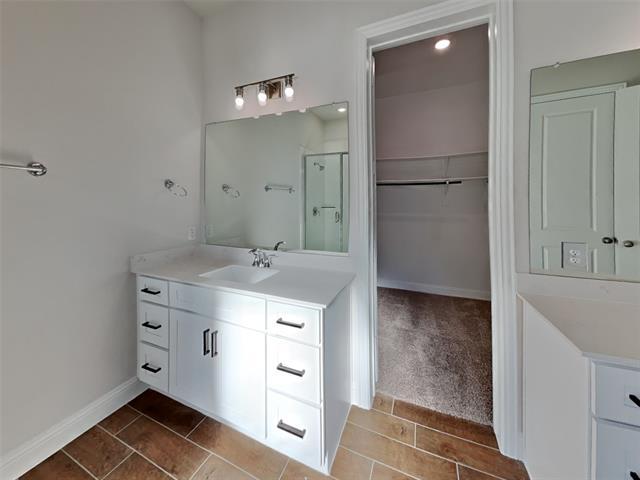 Building Photo - 1032 Joseph Ct