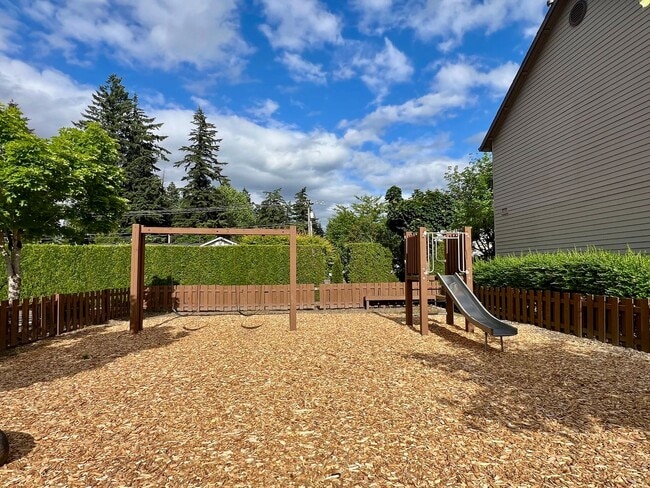 Building Photo - NEWLY RENOVATED! Spacious 2-Bedroom Townhome in a Charming Cul-de-Sac!