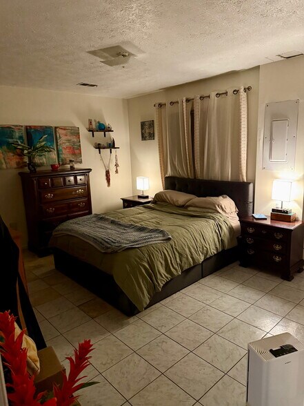 Building Photo - 14531 Stephen St