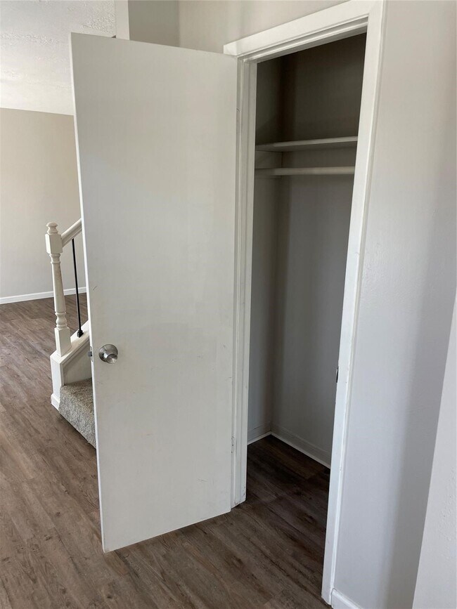 Building Photo - 24118 Spring Mill Ln