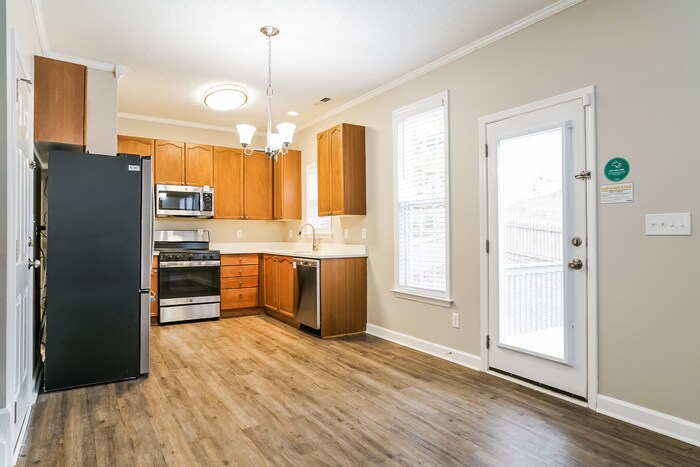 Building Photo - 2337 Sapphire Valley Dr