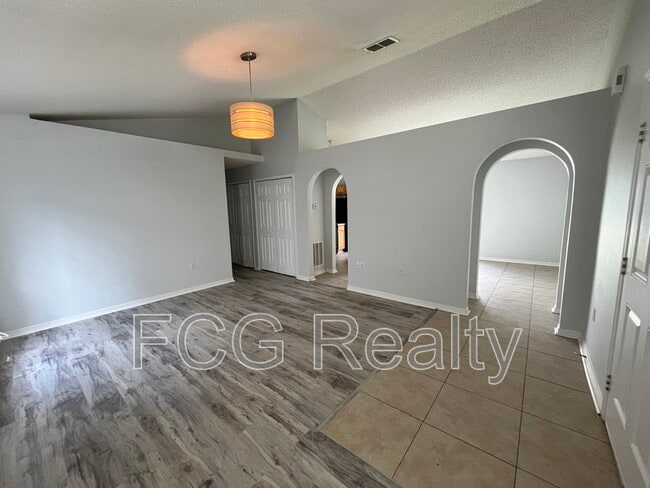 Building Photo - 2049 Whispering Trails Blvd