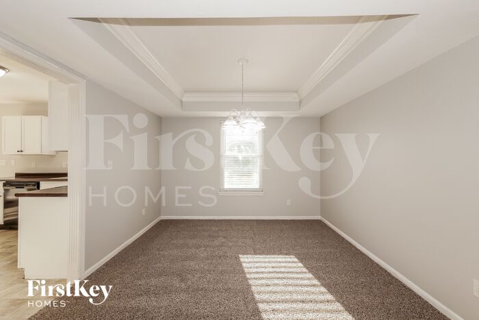Building Photo - 602 Sweet Creek Dr