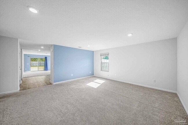 Building Photo - 8739 Schooner Ln